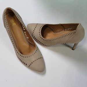 New York & Co nude/beige heels
